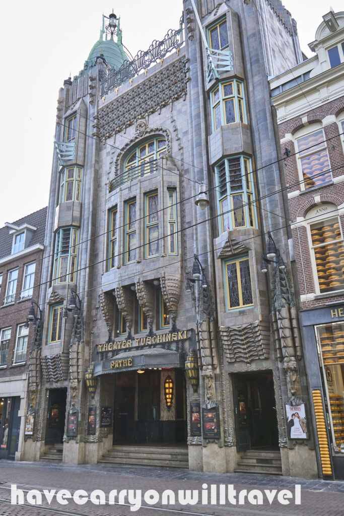 Tushinski Theatre