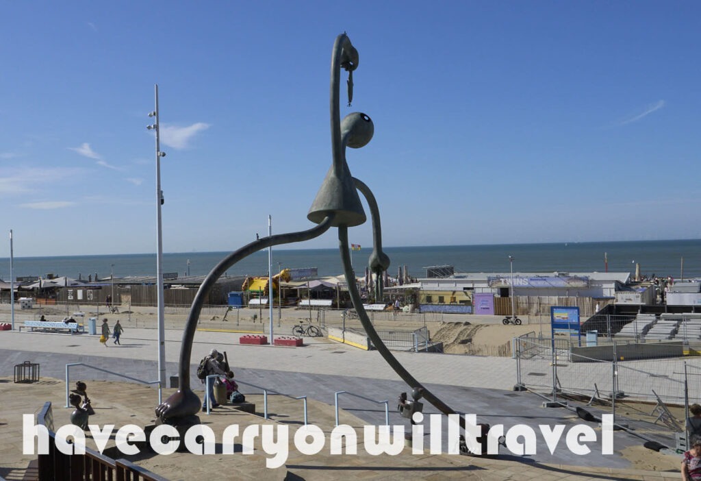 Art on the beach walk
